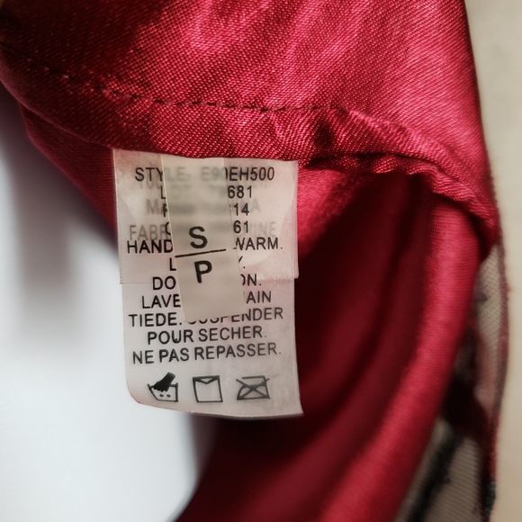 NWOT Elie Tahari red & black sequined blouse top Womens Small - Picture 2 of 5